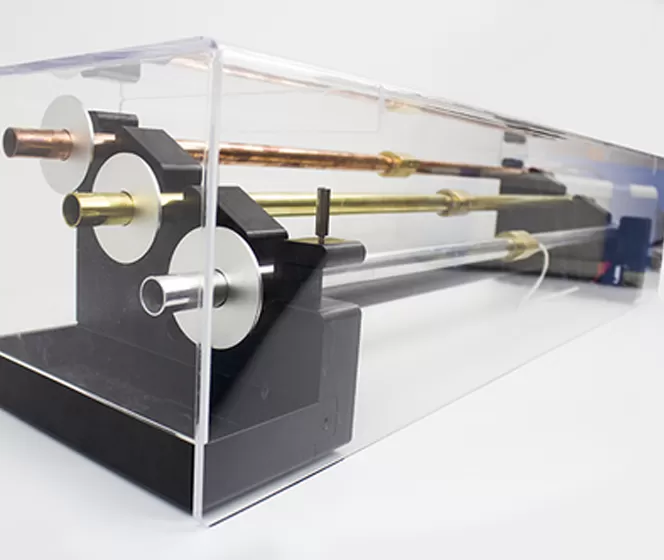 Aplicações do experimento de coeficiente de expansão térmica de metal BEX-8105